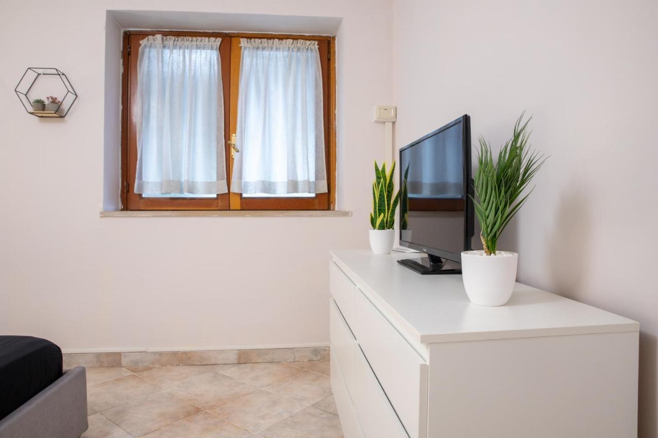 Suite Gli Ulivi Colonna Εξωτερικό φωτογραφία